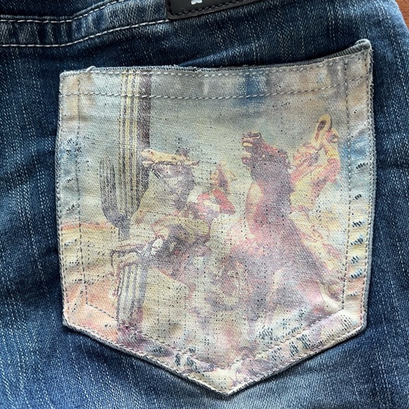 Cowgirl Tuff Co Classic Blue Women's Jeans - Picture 5 of 7